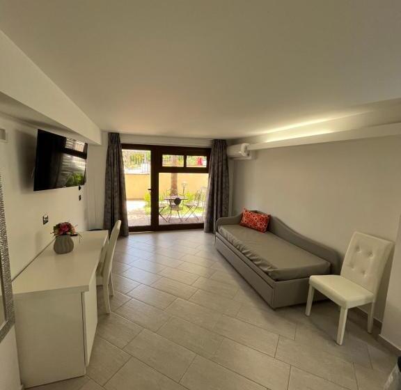 ホテル Residenza Azzurra