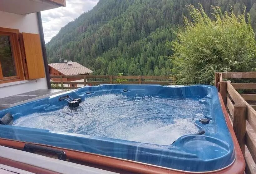 Italian Apartment With Hot Tub