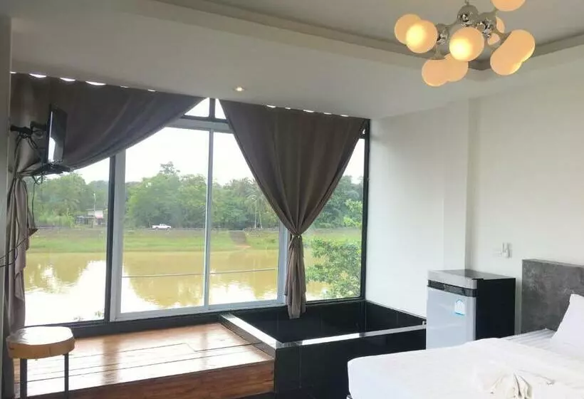 Motelli Nava Tara Resort