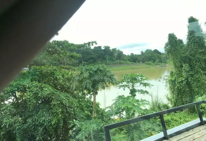 Motelli Nava Tara Resort