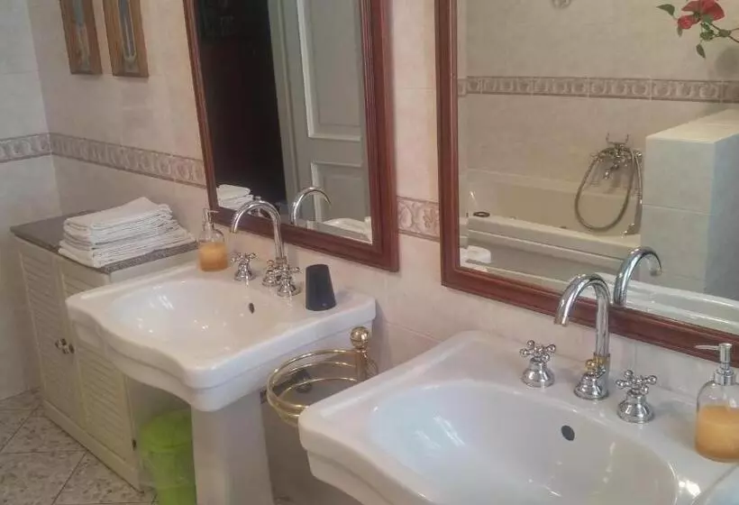 Majatalo Guest House Attico Della Vittoria