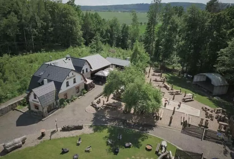 Majatalo Penzion štěrbova Vila