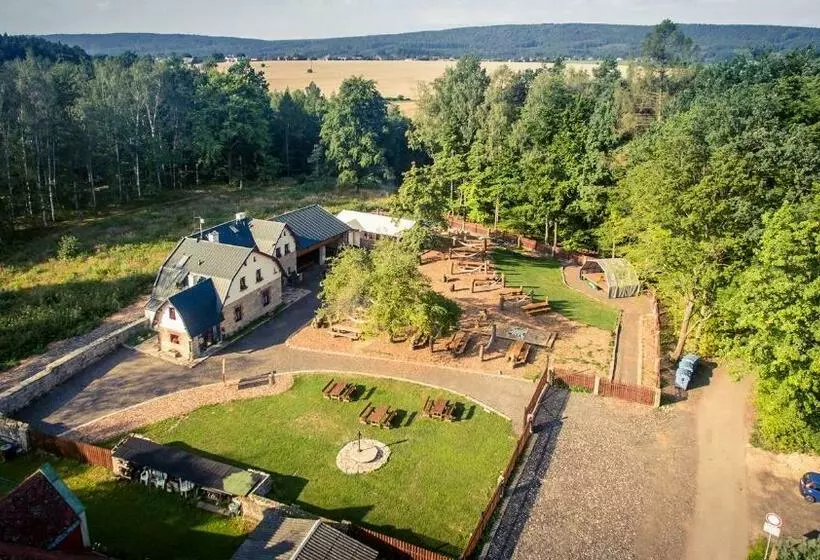 Majatalo Penzion štěrbova Vila