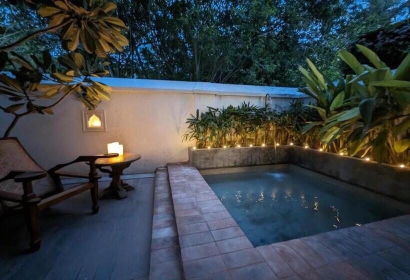 بنسيون Thanga House By Luxunlock Private Villas