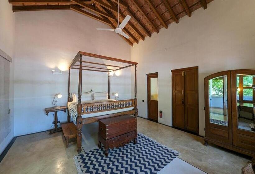 بنسيون Thanga House By Luxunlock Private Villas