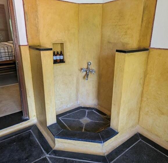 بنسيون Thanga House By Luxunlock Private Villas