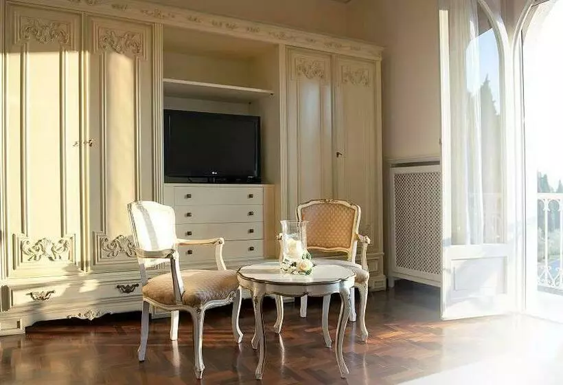 پانسیون Villa Telli