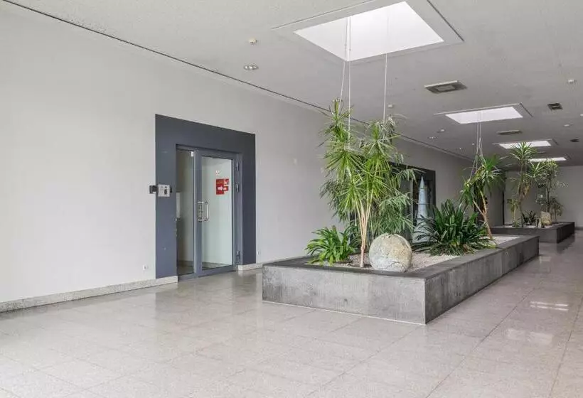 Sea View Apartment On 19th Floor