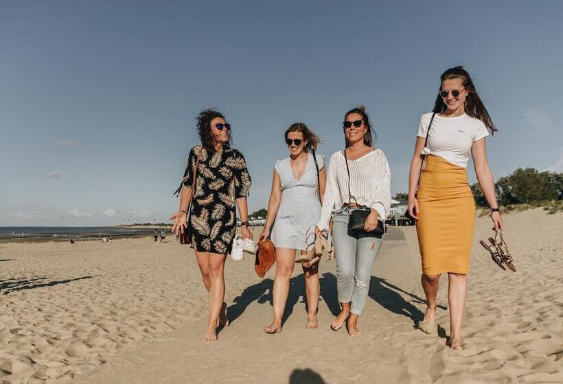 Beach Resort Kamperland   1477