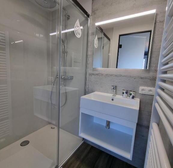 Gîte  Il Y A  11 à 13 Pers #nature #familles #calme #pas D Abus D Alcool