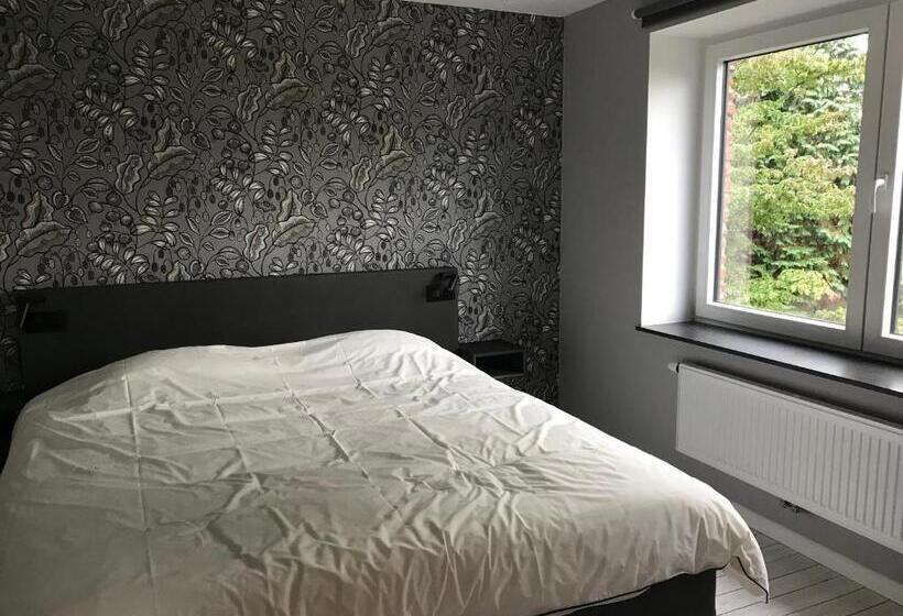 Gîte  Il Y A  11 à 13 Pers #nature #familles #calme #pas D Abus D Alcool