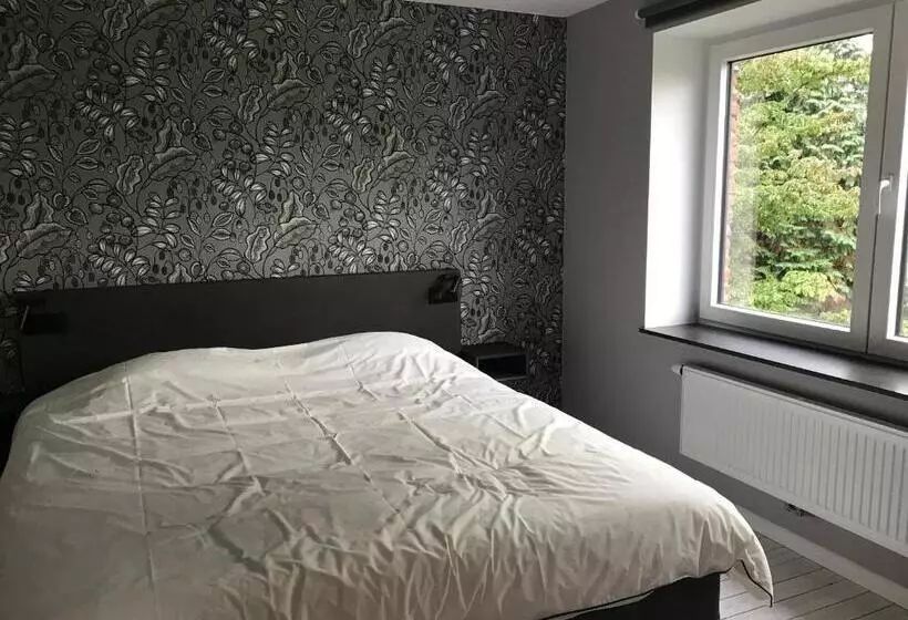 Gîte  Il Y A  11 à 13 Pers #nature #familles #calme #pas D Abus D Alcool