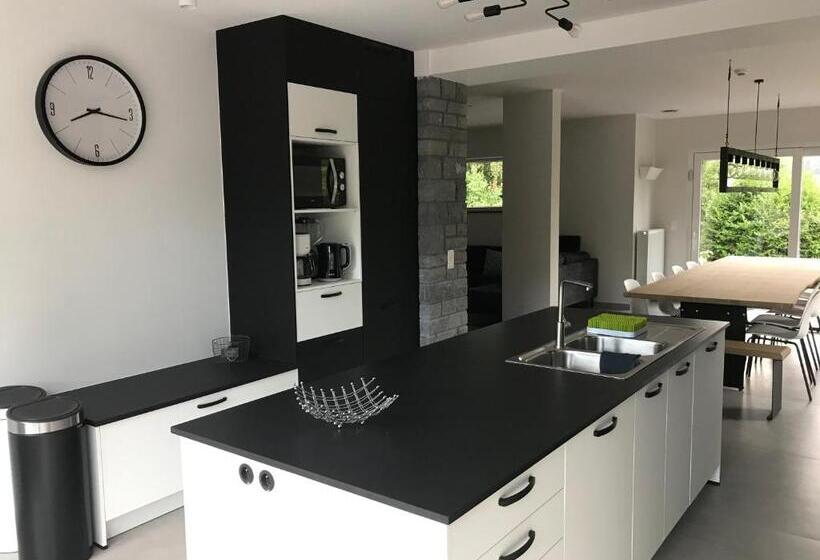 Gîte  Il Y A  11 à 13 Pers #nature #familles #calme #pas D Abus D Alcool