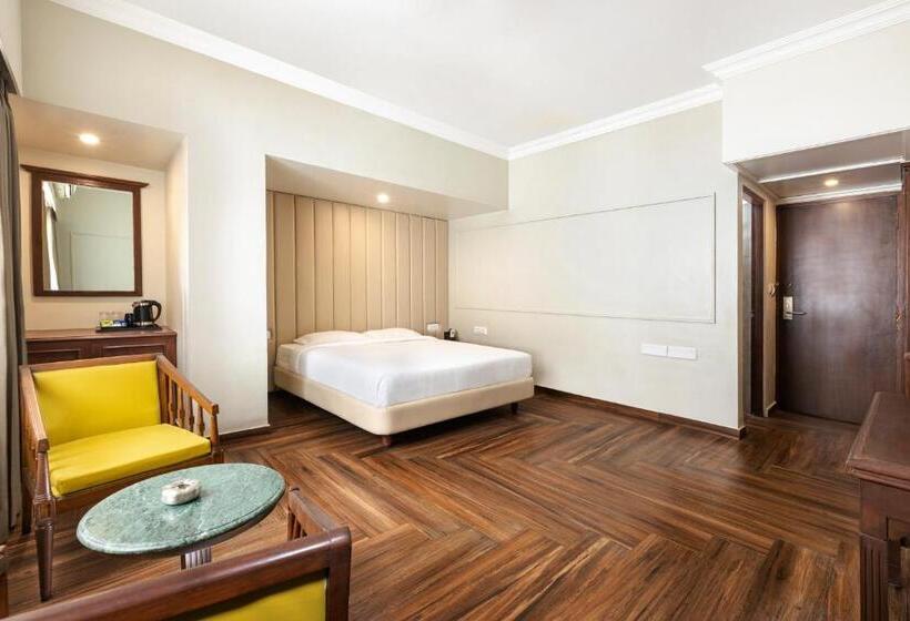 فندق Grand Kalinga