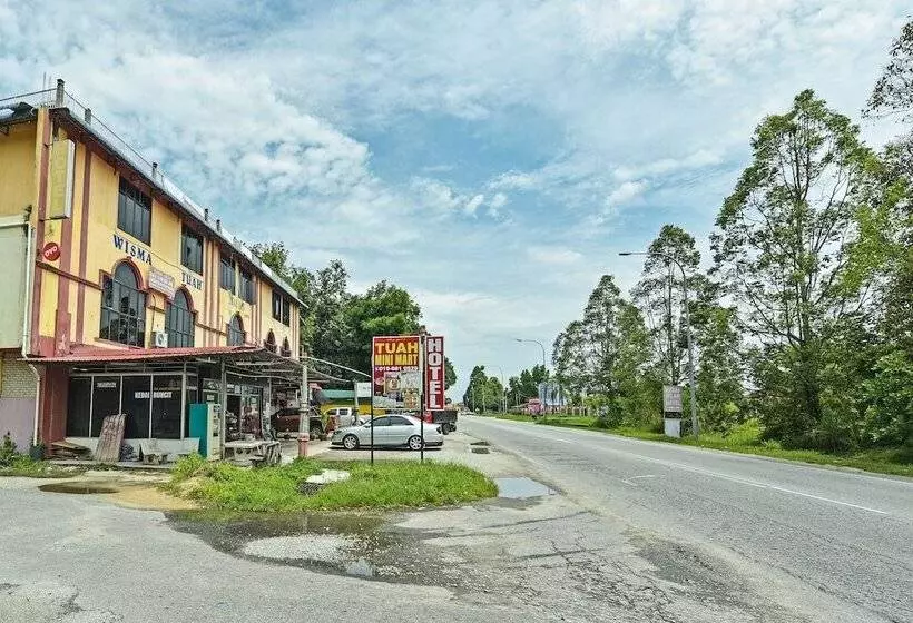 Hotelli Oyo 90441 Cz Traveler S