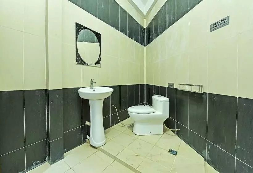 Hotelli Oyo 90441 Cz Traveler S