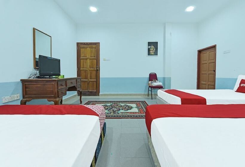 Hotel Oyo 90441 Cz Traveler S