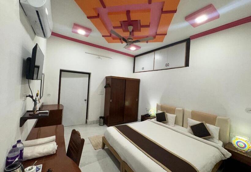 هتل The Rathore Heritage