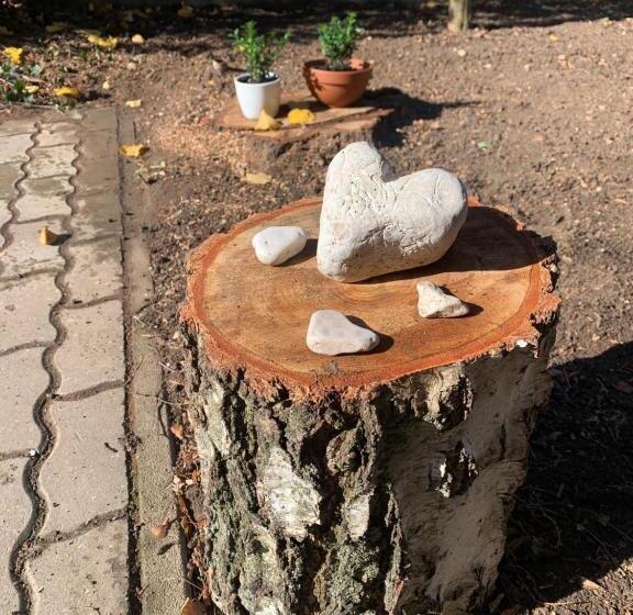 Lakelove Házikó Sopron  Erdő és Tópart Mellett