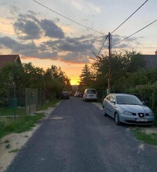 Lakelove Házikó Sopron  Erdő és Tópart Mellett