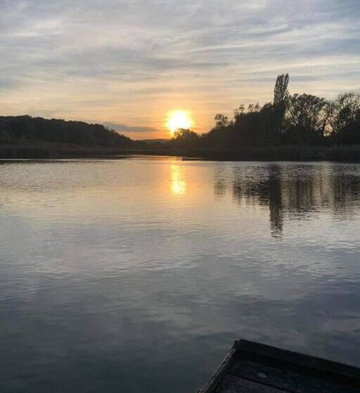 Lakelove Házikó Sopron  Erdő és Tópart Mellett