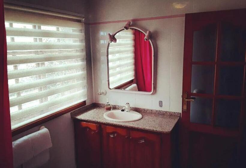 Sea And Mountain View Apartment