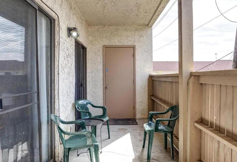 Spacious 3br, 2ba Condo Near Medcenter & Nrg