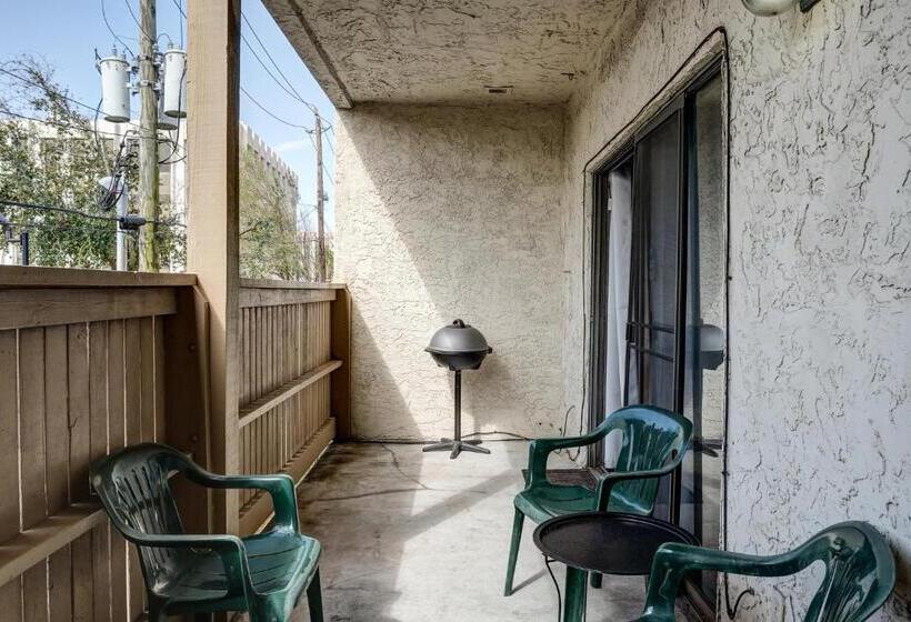 Spacious 3br, 2ba Condo Near Medcenter & Nrg