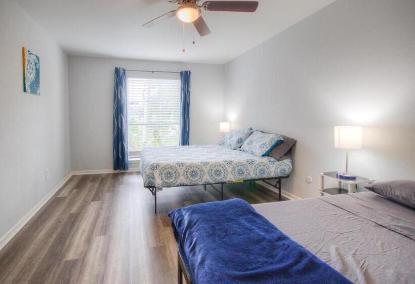 Spacious 3br, 2ba Condo Near Medcenter & Nrg