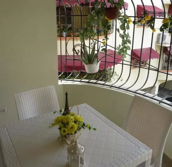 Apartamento Luminoso, Espacioso Y Funcional, Como En Casa