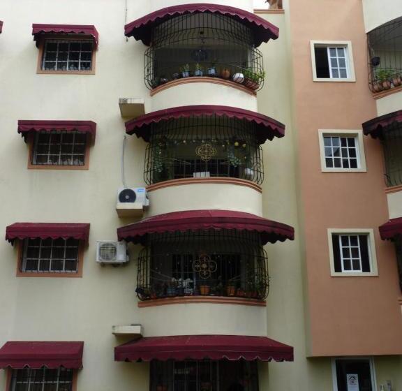 Apartamento Luminoso, Espacioso Y Funcional, Como En Casa