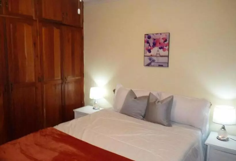 Apartamento Luminoso, Espacioso Y Funcional, Como En Casa