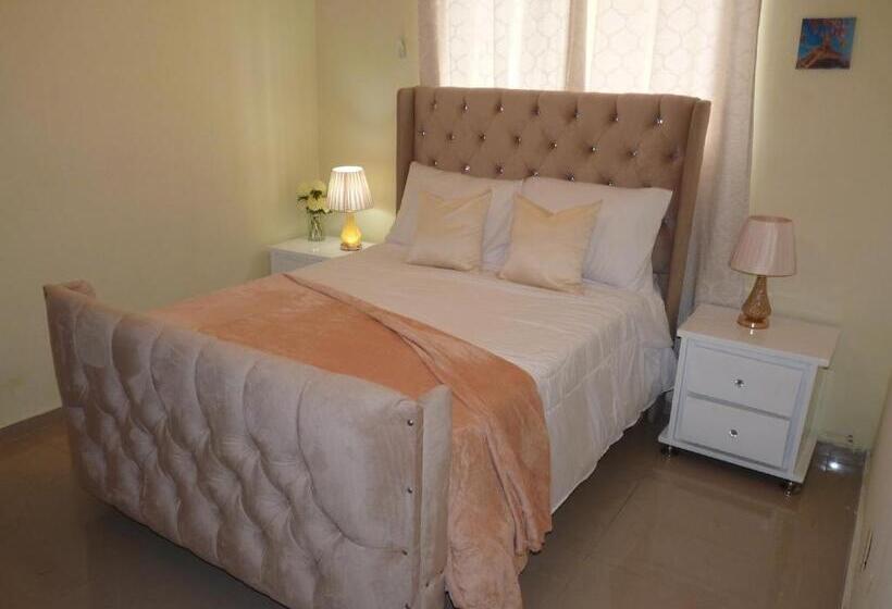 Apartamento Luminoso, Espacioso Y Funcional, Como En Casa