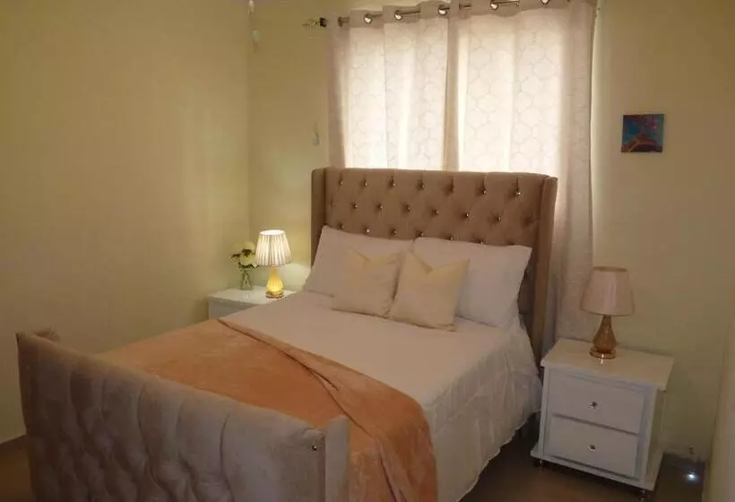 Apartamento Luminoso, Espacioso Y Funcional, Como En Casa