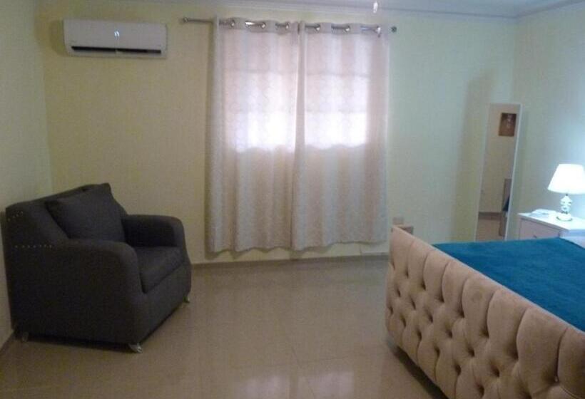 Apartamento Luminoso, Espacioso Y Funcional, Como En Casa