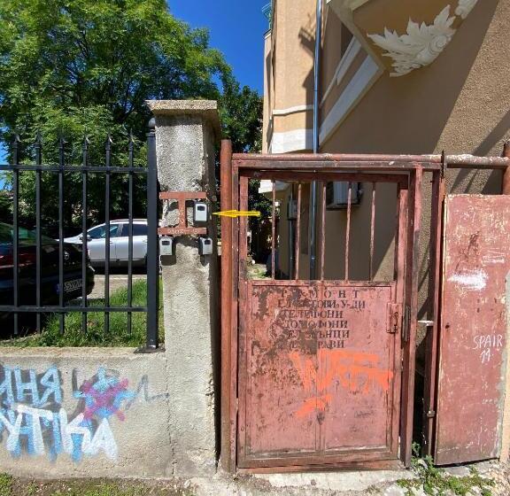 Cozy Apartment In Downtown Sofia   Tsar Samuil Street