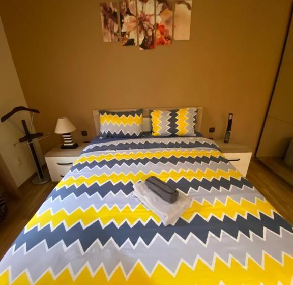 Cozy Apartment In Downtown Sofia   Tsar Samuil Street