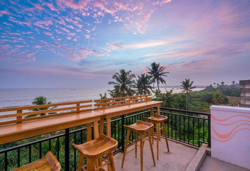 Отель Outpost Weligama Beachfront