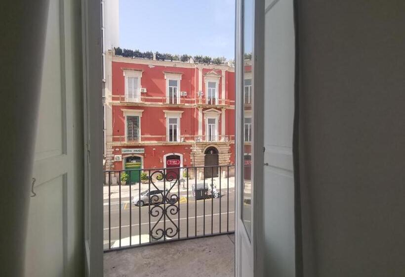 Speciale Tarshito Guesthouse Bari