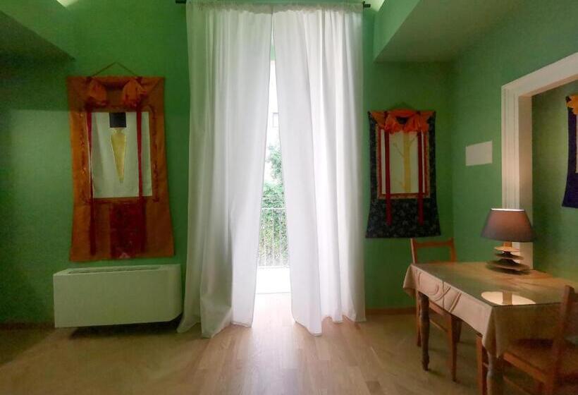 Speciale Tarshito Guesthouse Bari