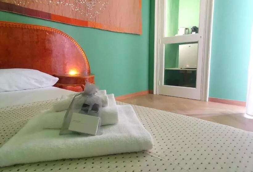 Speciale Tarshito Guesthouse Bari