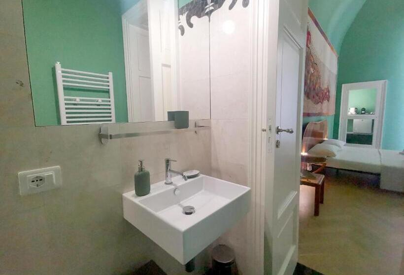 Speciale Tarshito Guesthouse Bari