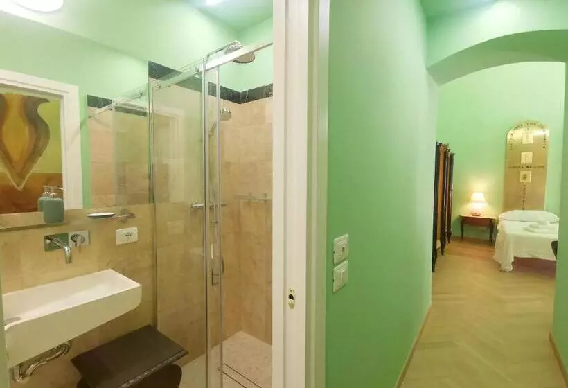 Speciale Tarshito Guesthouse Bari