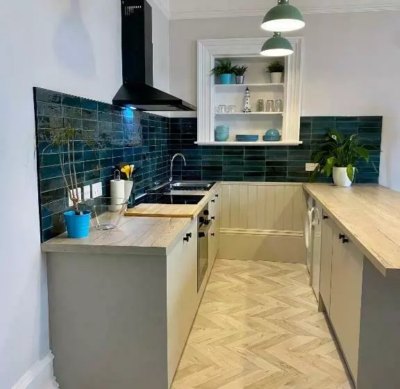 Westbay Seafront Apartment