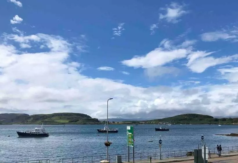 Westbay Seafront Apartment