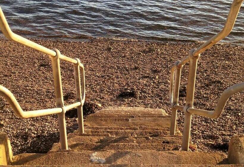 Westbay Seafront Apartment