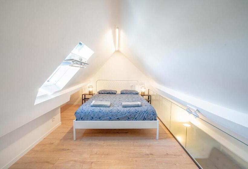 Beautiful Central Cityflats