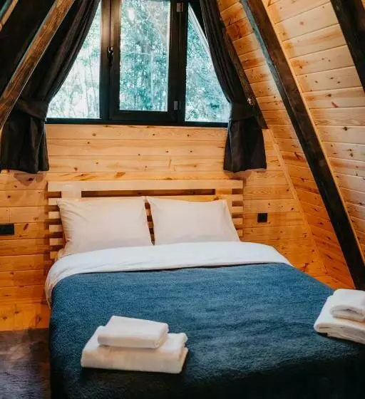Aamiaismajoitus (B&B) Misa Suit Bungalov