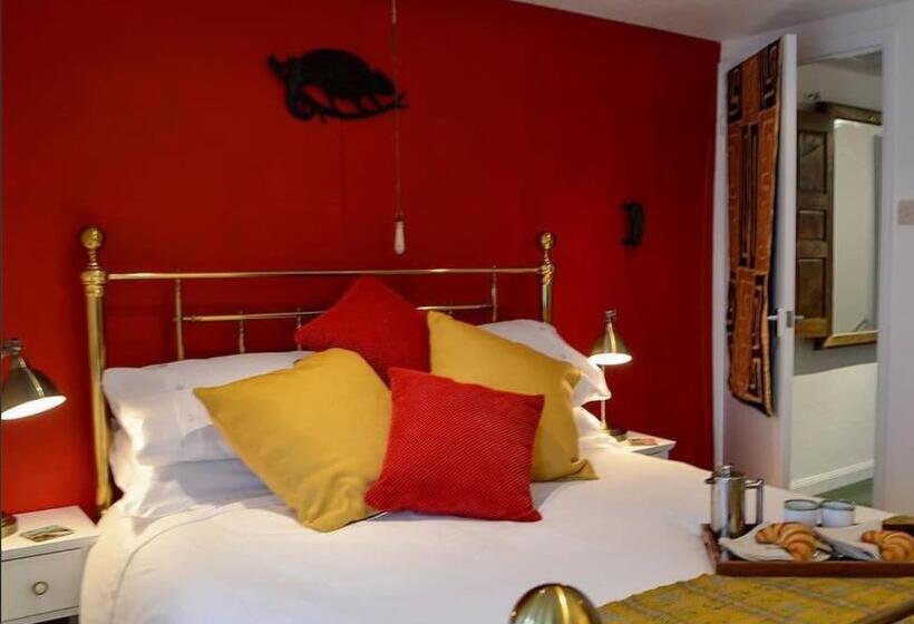 Cosy Holiday Cottage In Crickhowell