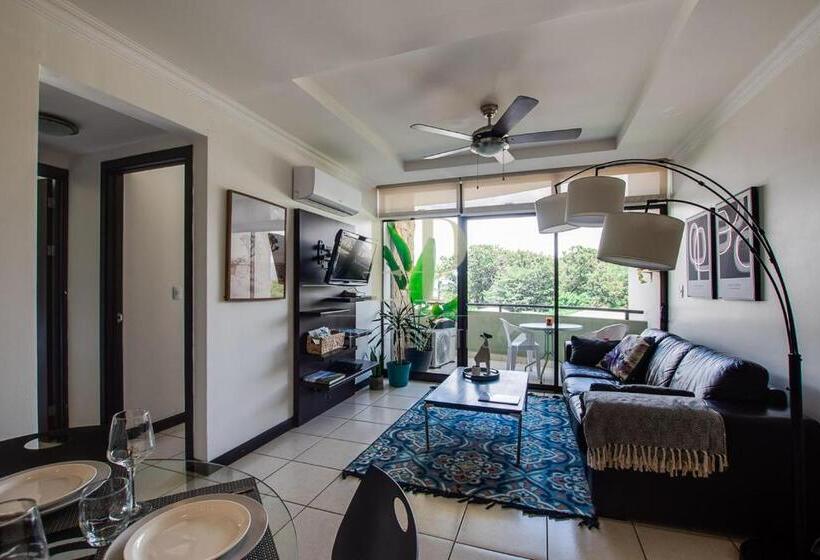 Cr Mariposa Rentals Cozy Retreat With Pool,tennis,gym,free Wifi